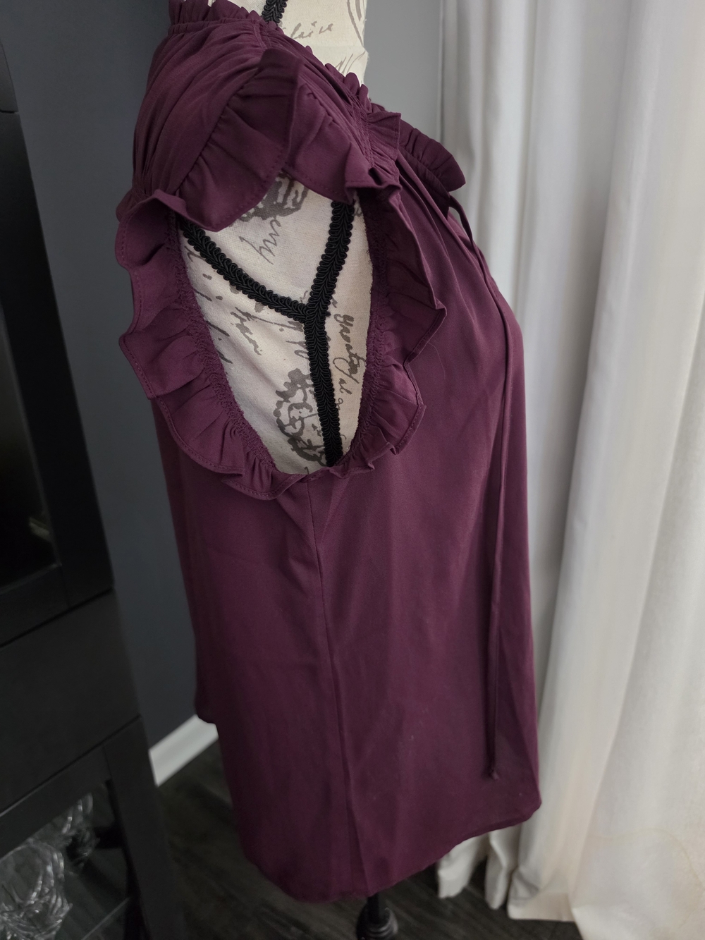 'Alva' Ruffle Detail Blouse - Picture 5 of 9